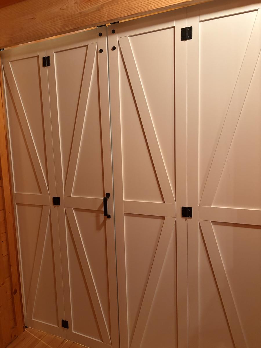 BIFOLDING BARN DOORS - Image 4