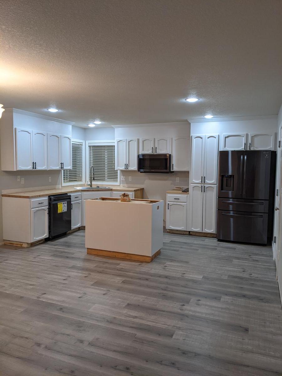 KITCHEN REMODEL - Image 12