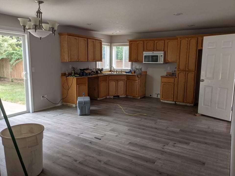 KITCHEN REMODEL - Image 15