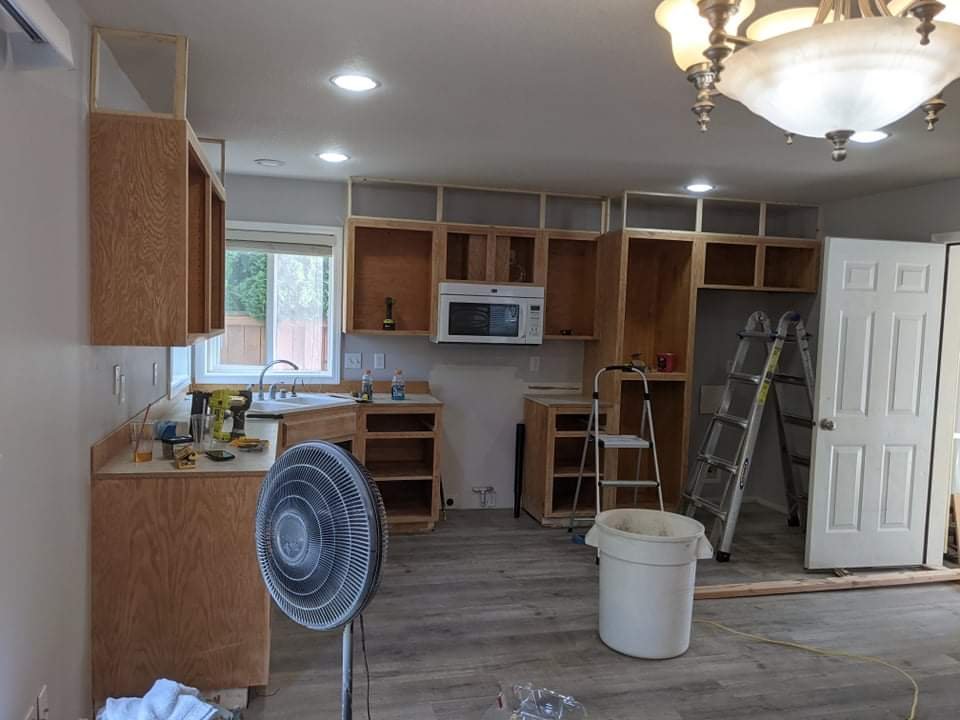 KITCHEN REMODEL - Image 17