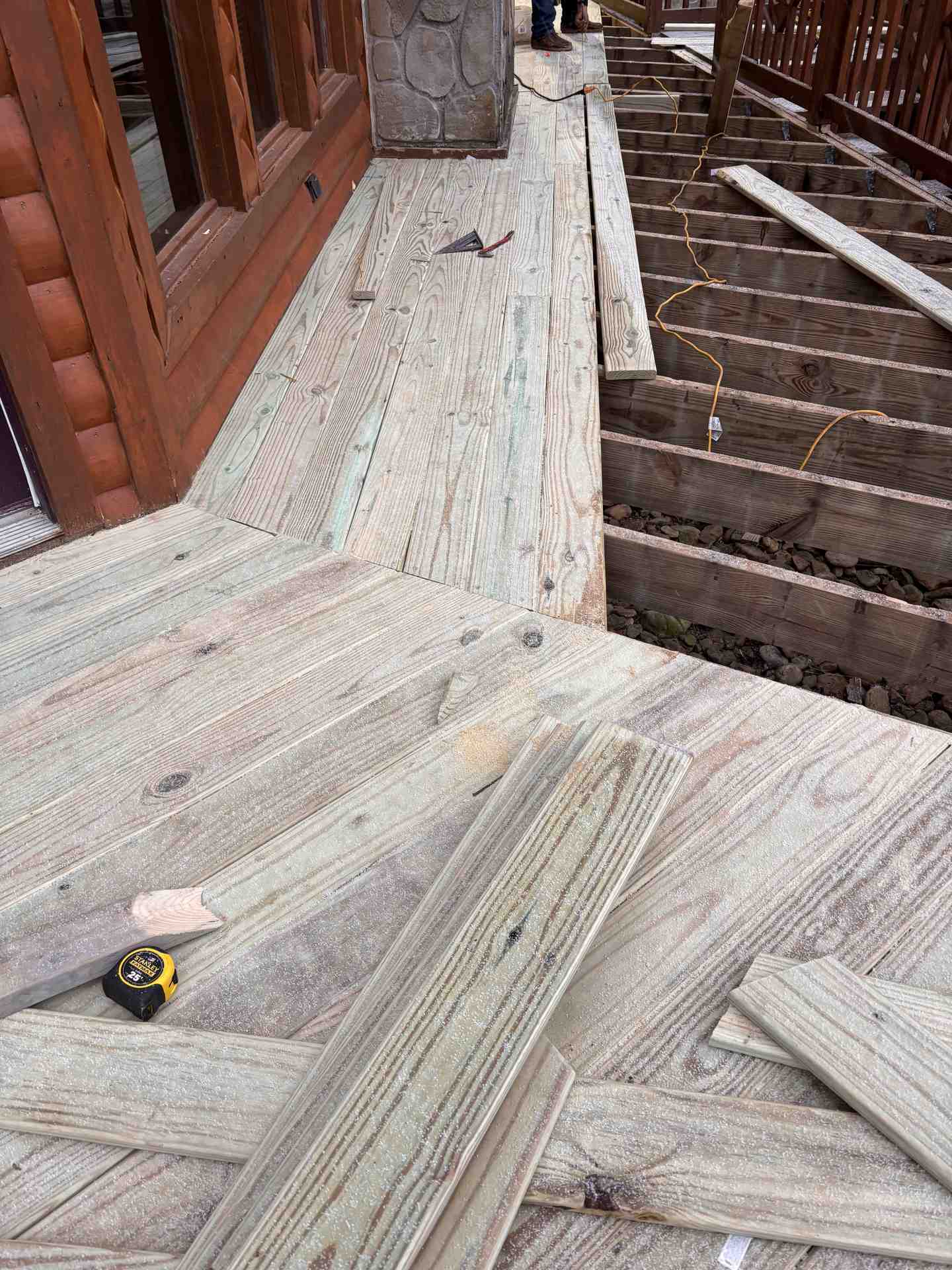 REDECKING CABIN - Image 13