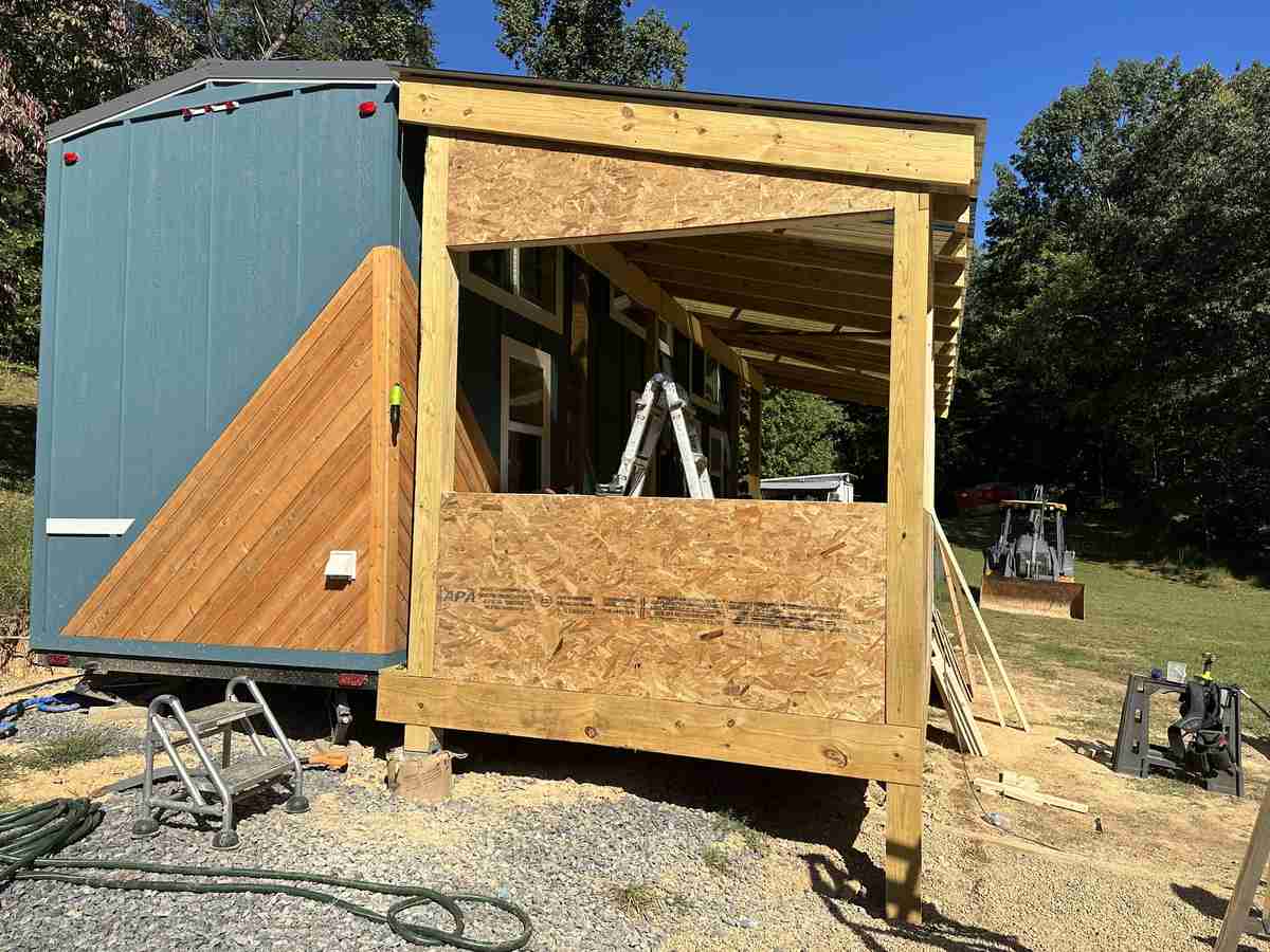 TINY HOME DECK - Image 48