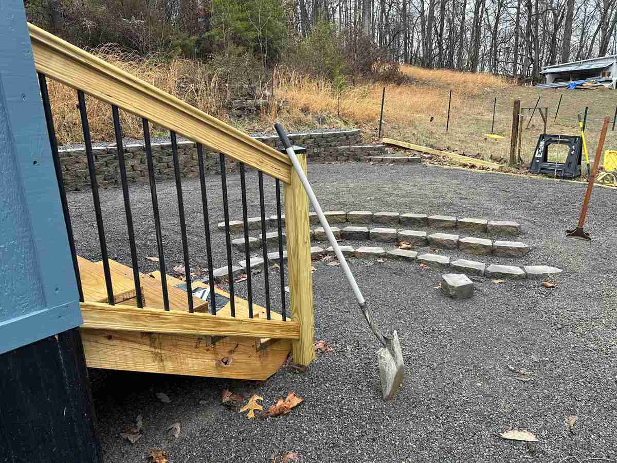 TINY HOME PATIO - Image 27