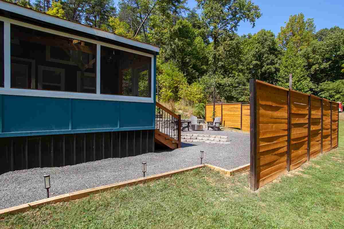 TINY HOME PATIO - Image 40