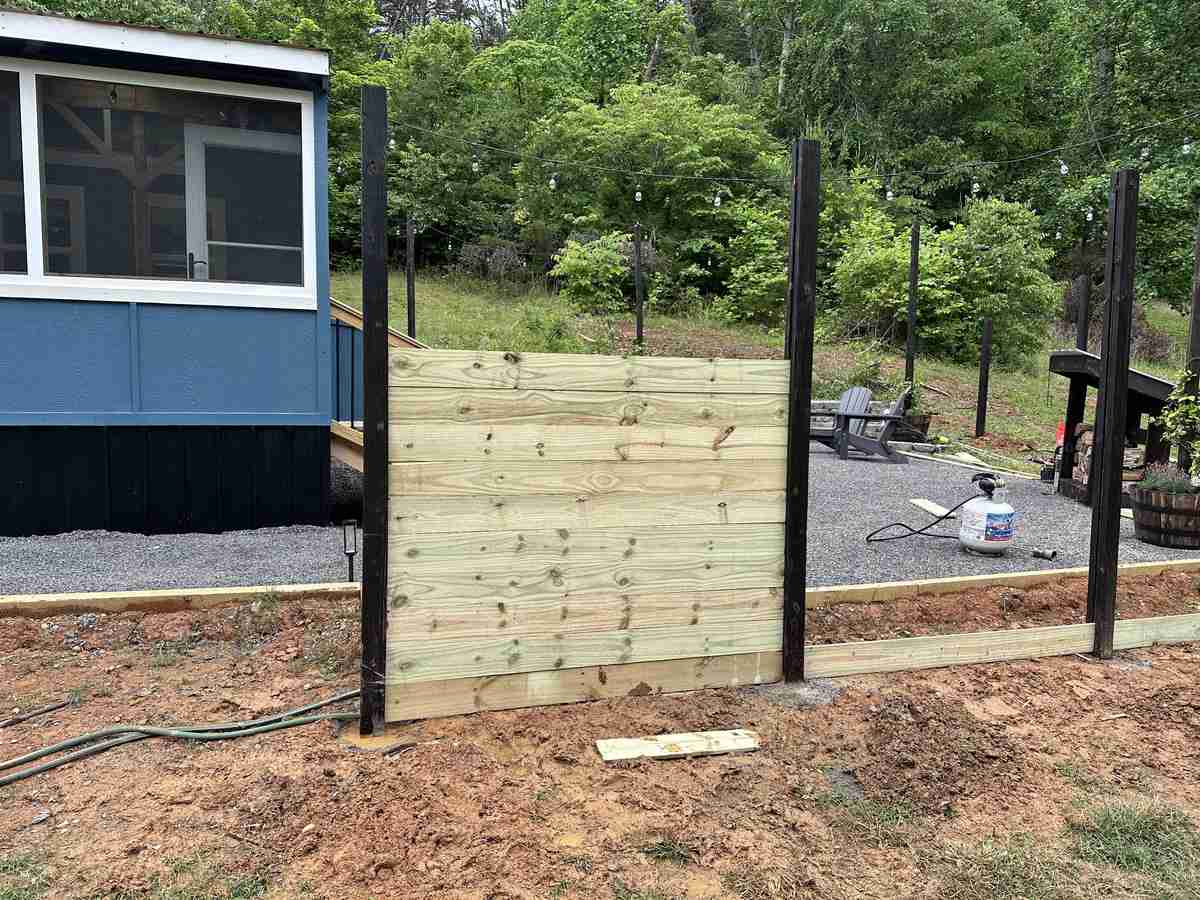 TINY HOME PRIVACY FENCE - Image 10
