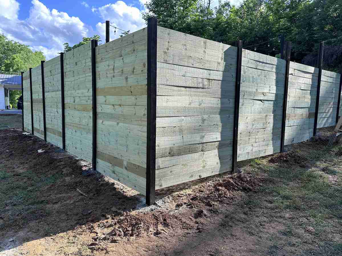 TINY HOME PRIVACY FENCE - Image 18