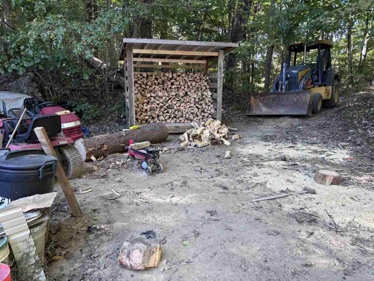 WOOD SHED - Image 3